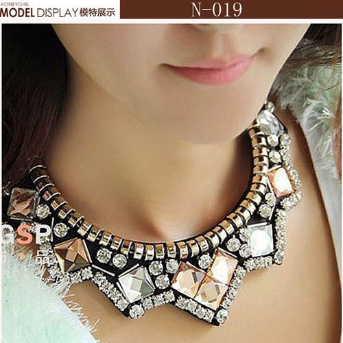 Load image into Gallery viewer, Fashionable Statement Choker Necklace
